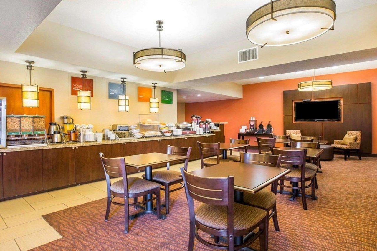 Comfort Suites Clovis Luaran gambar