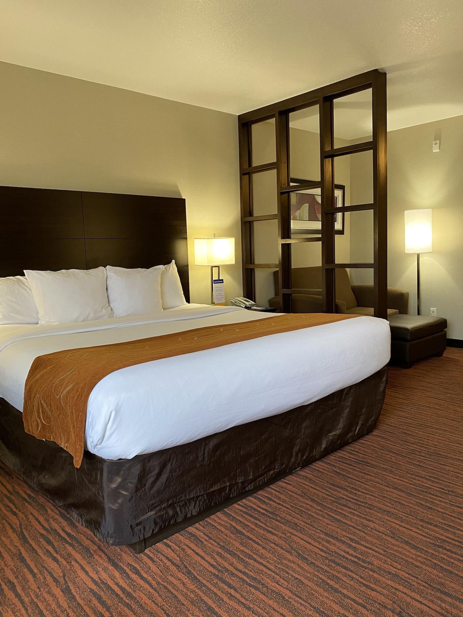 Comfort Suites Clovis Luaran gambar