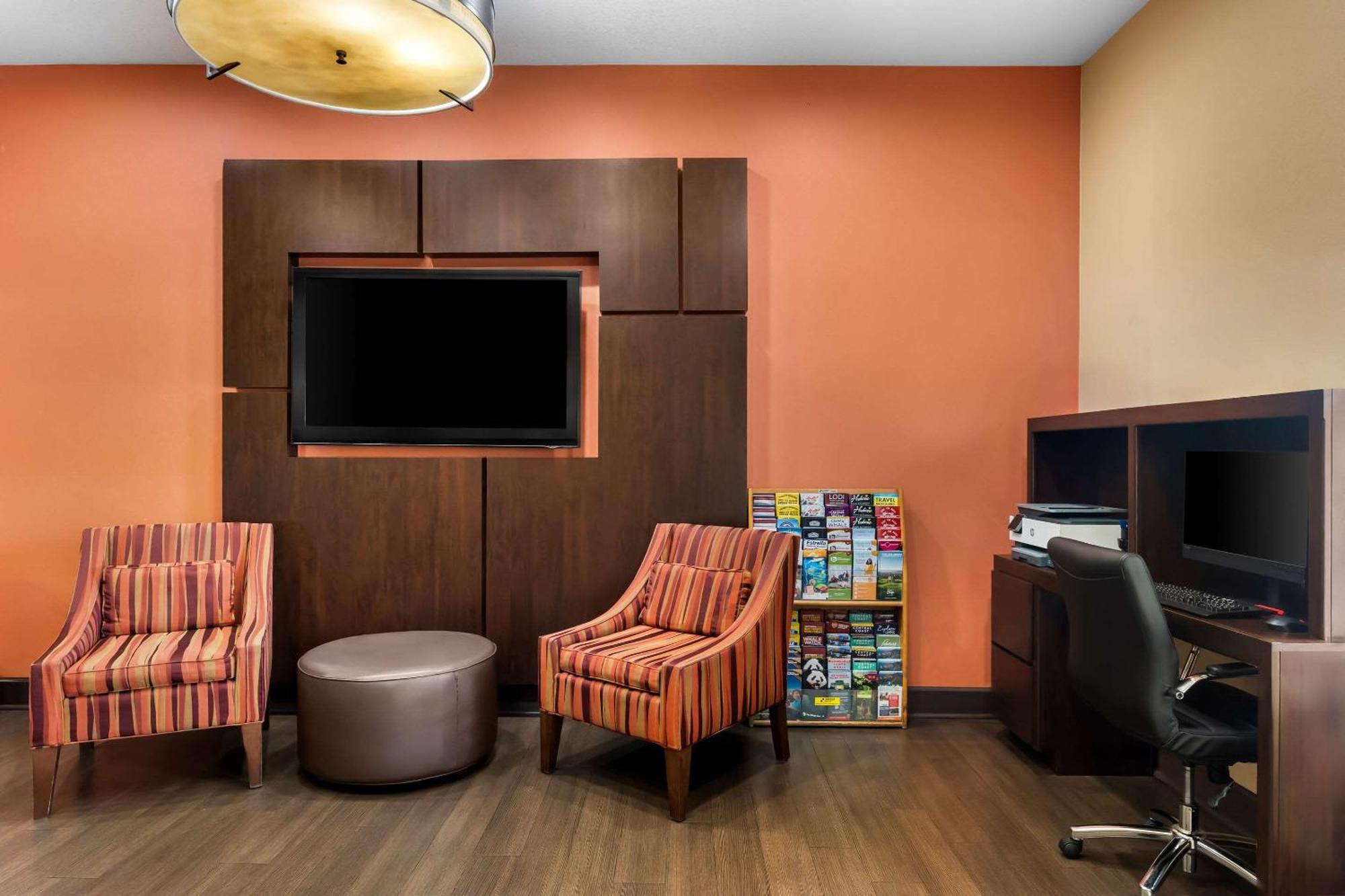 Comfort Suites Clovis Luaran gambar