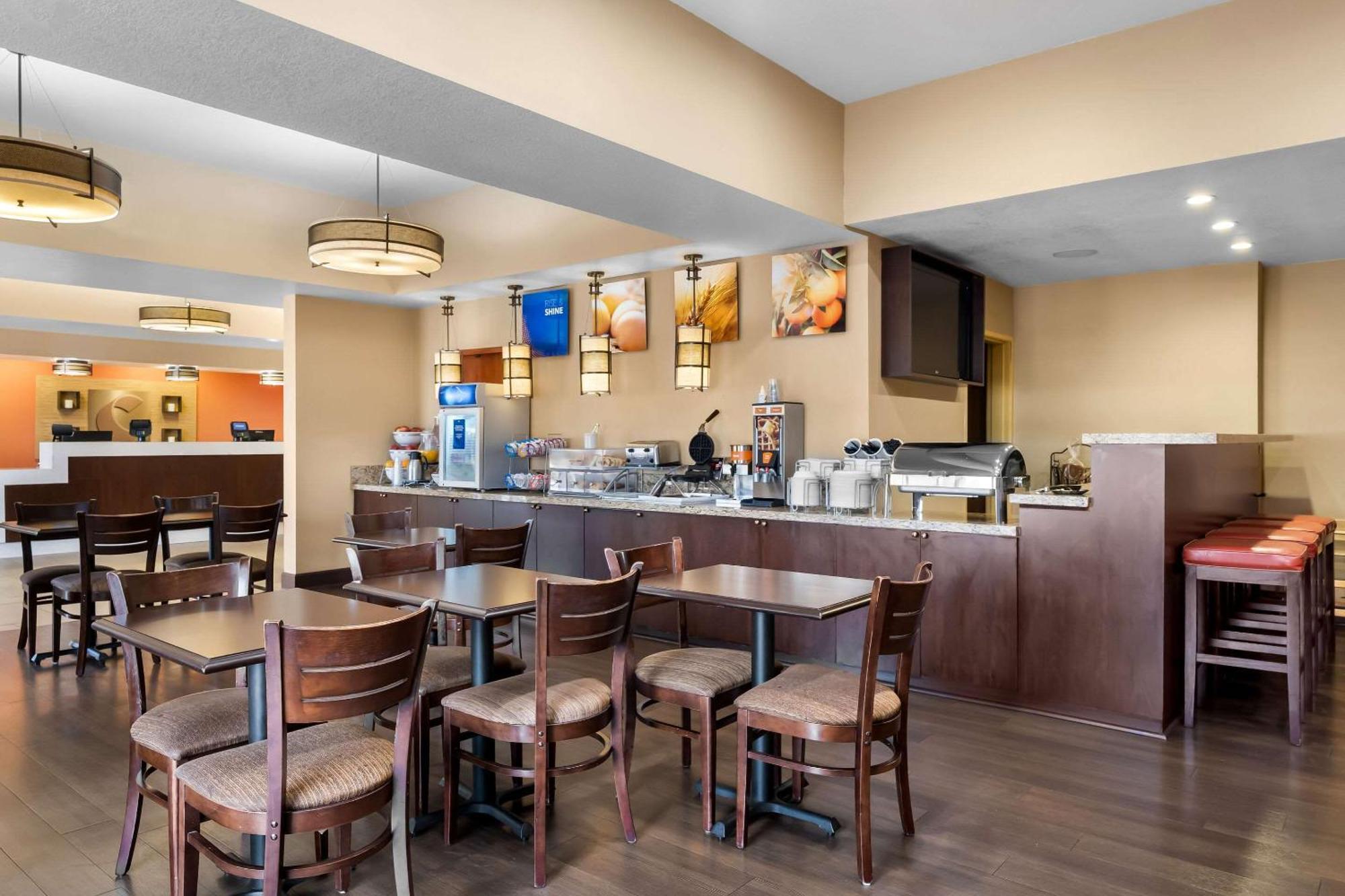 Comfort Suites Clovis Luaran gambar