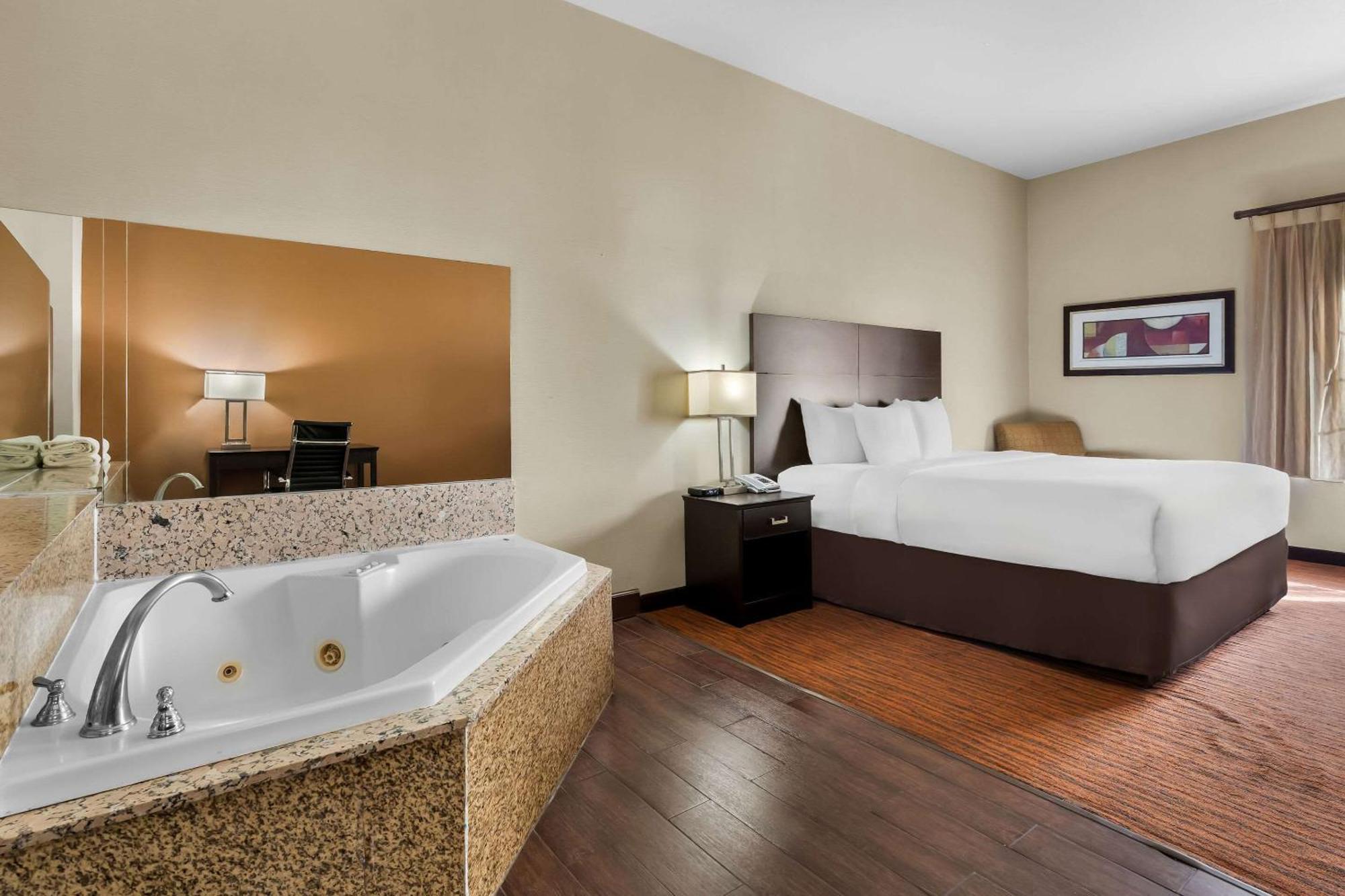 Comfort Suites Clovis Luaran gambar