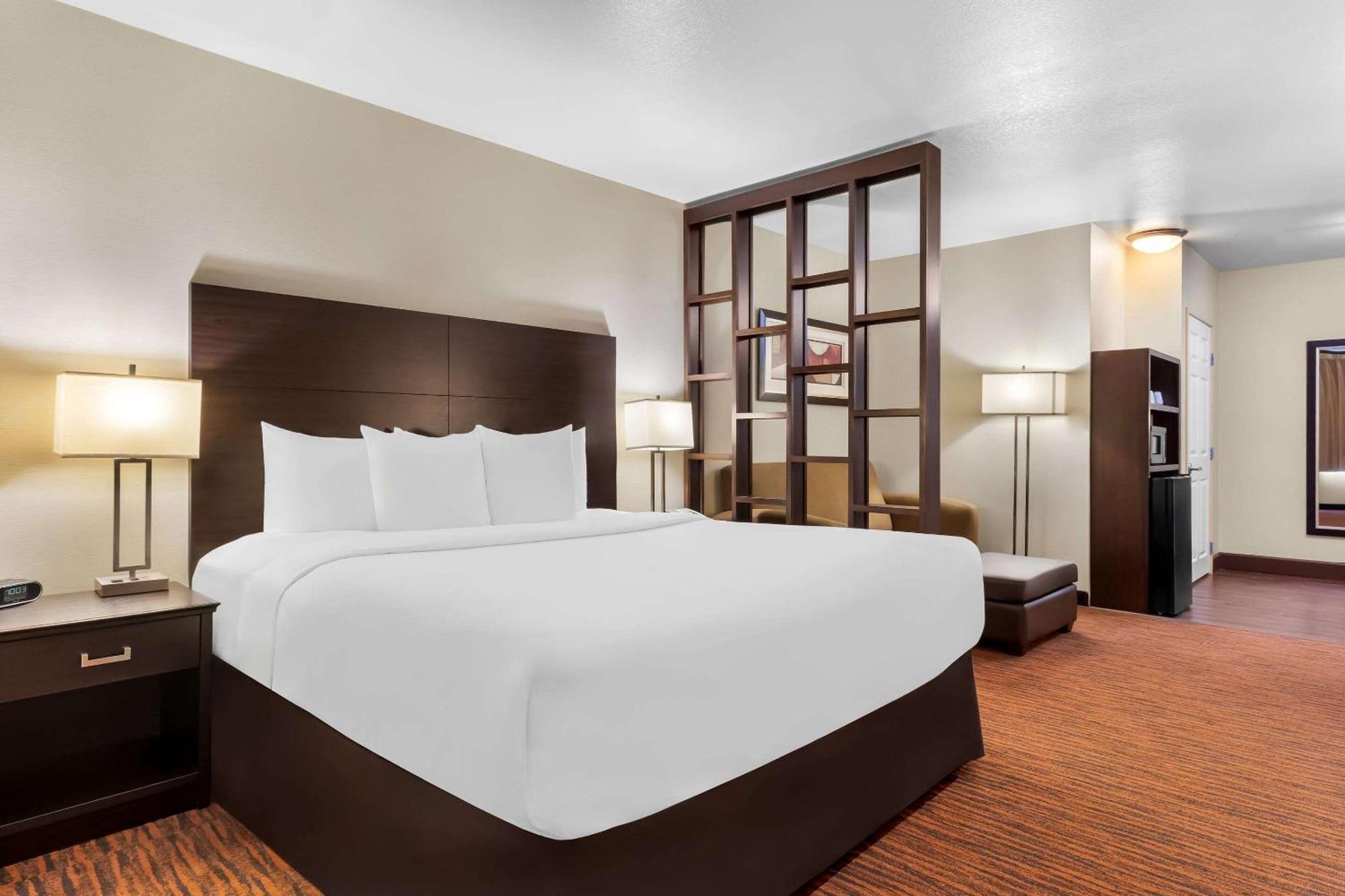 Comfort Suites Clovis Luaran gambar