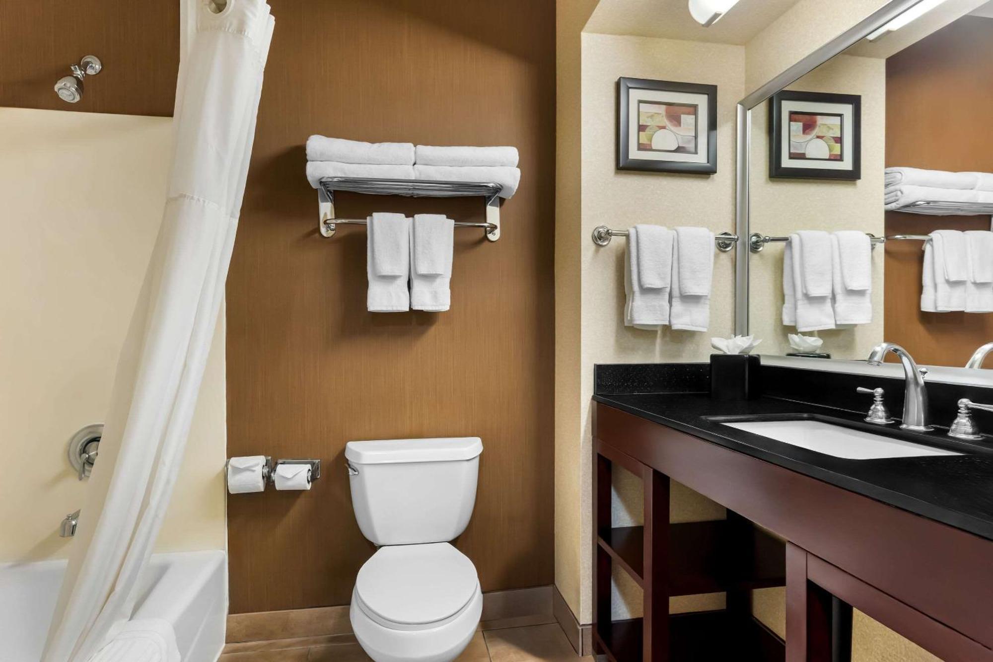Comfort Suites Clovis Luaran gambar