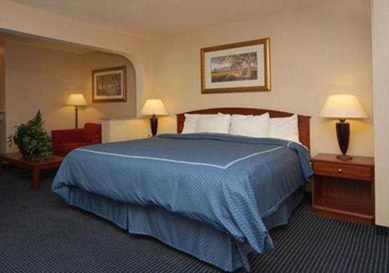 Comfort Suites Clovis Luaran gambar
