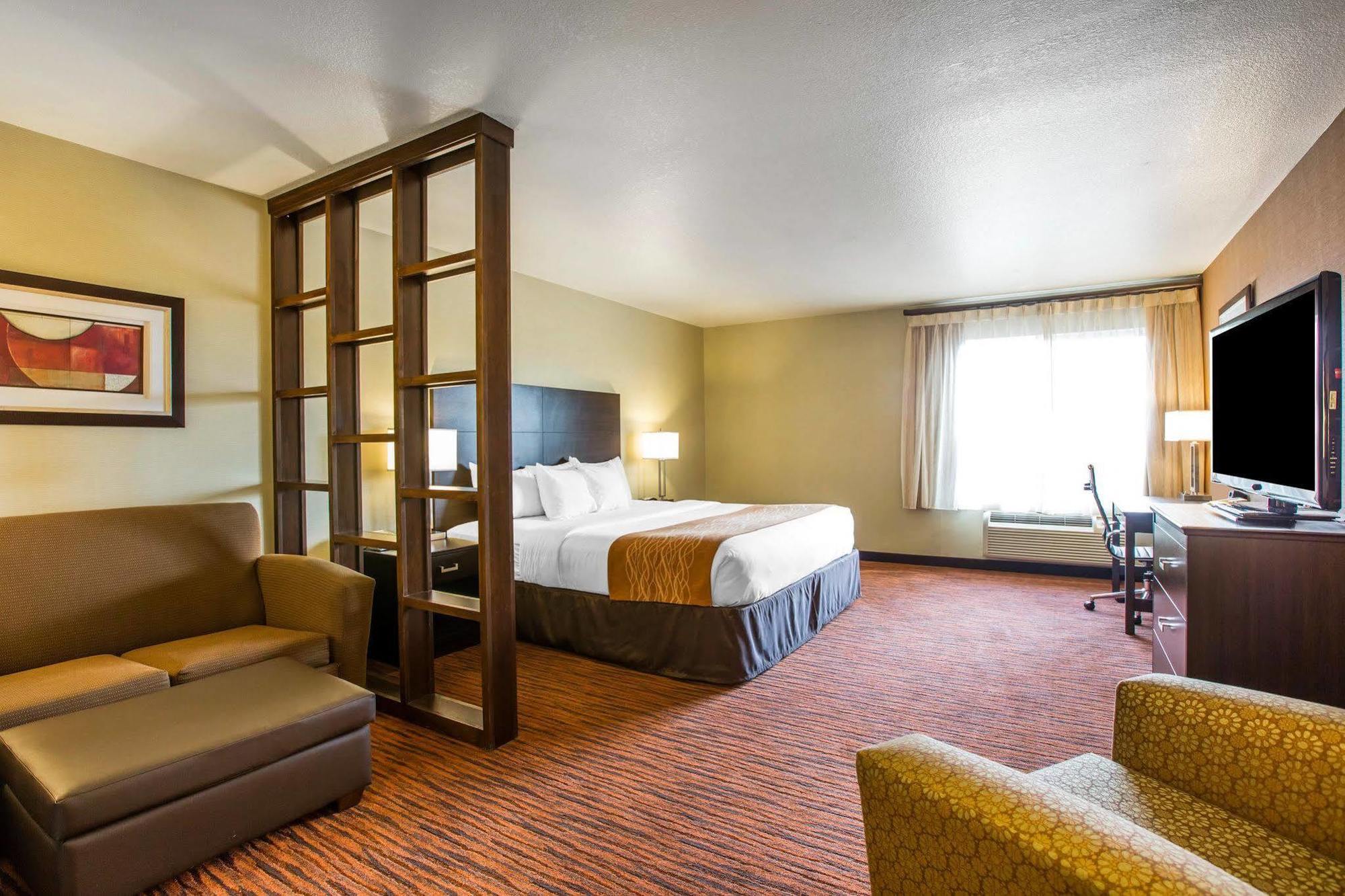 Comfort Suites Clovis Luaran gambar