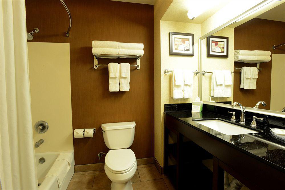 Comfort Suites Clovis Luaran gambar